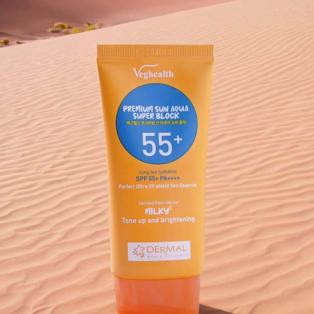 Kem Chống Nắng Veghealth PREMIUM SUN AQUA Super Block SPF55+ PA++++ Màu Vàng